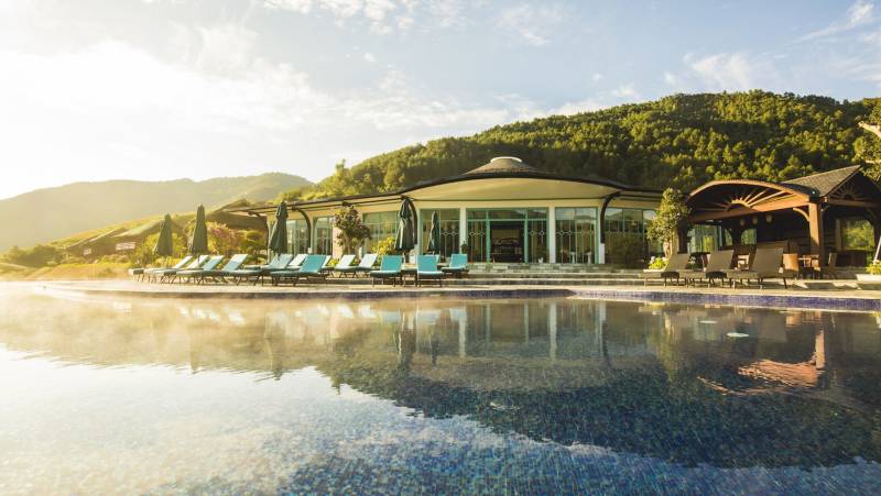 Signature Vietnam | In Fabric & Folklore