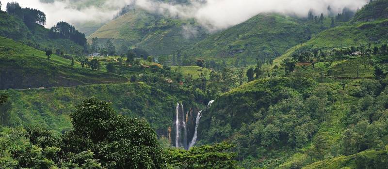 Traumhafte Wasserfälle von Nuwara Eliya in Sri Lanka