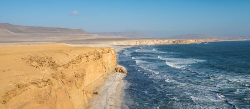 Raue Schönheit: Die schroffe Küste im Paracas Nationalpark
