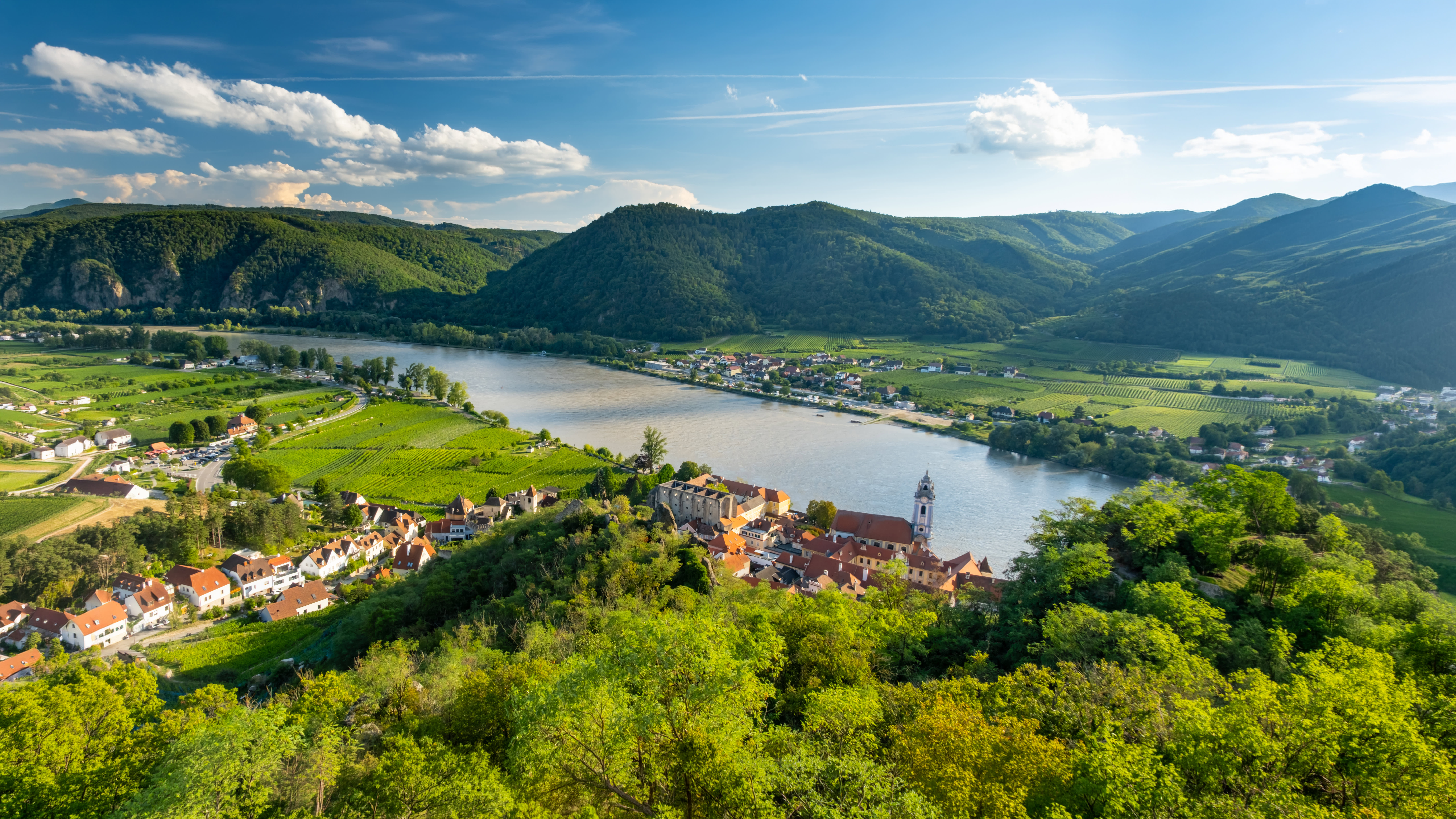 Self-Guided Cycling on the Danube from Passau to Vienna
