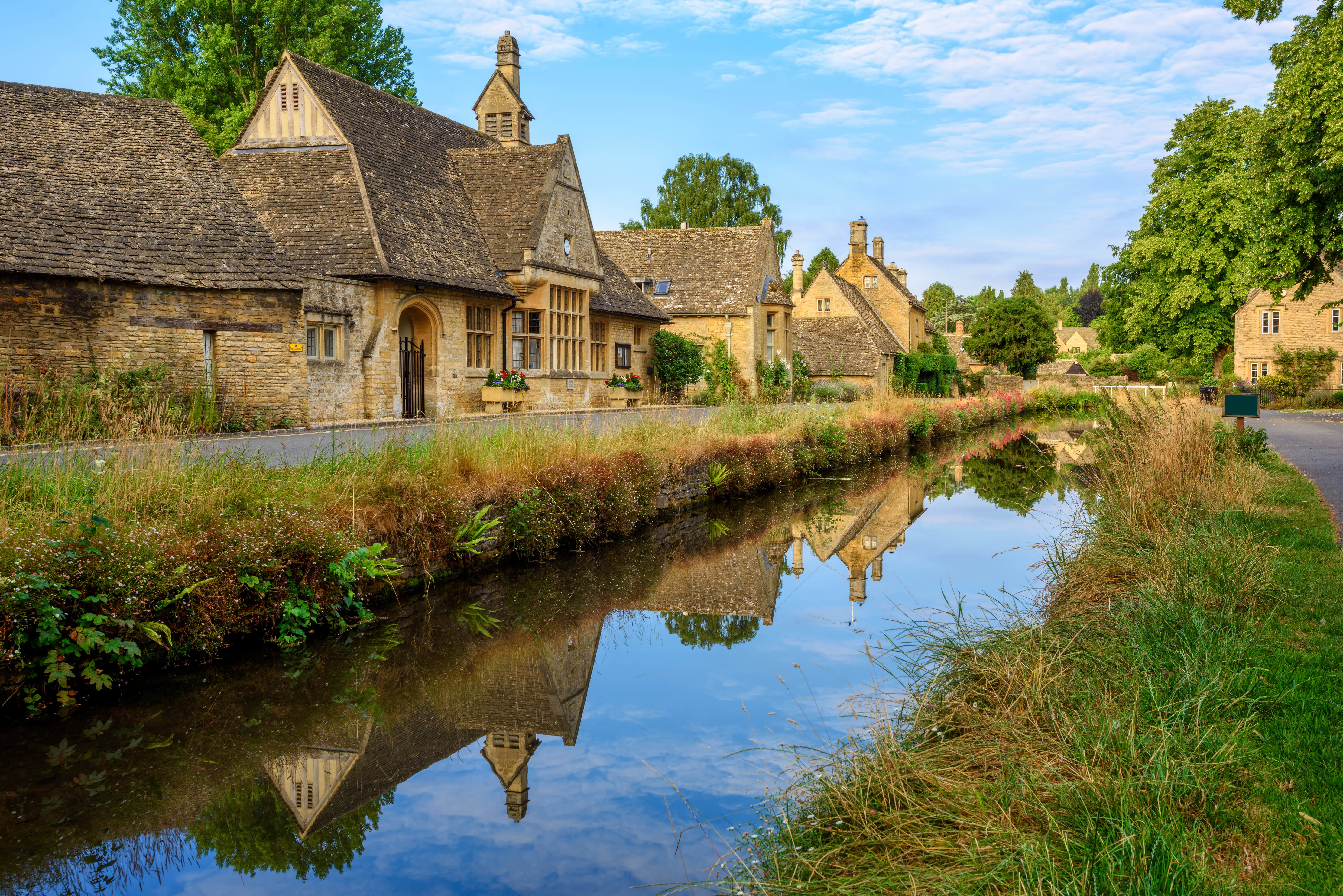 Cycle the Cotswolds: Oxford to Bath - Private Group Adventure