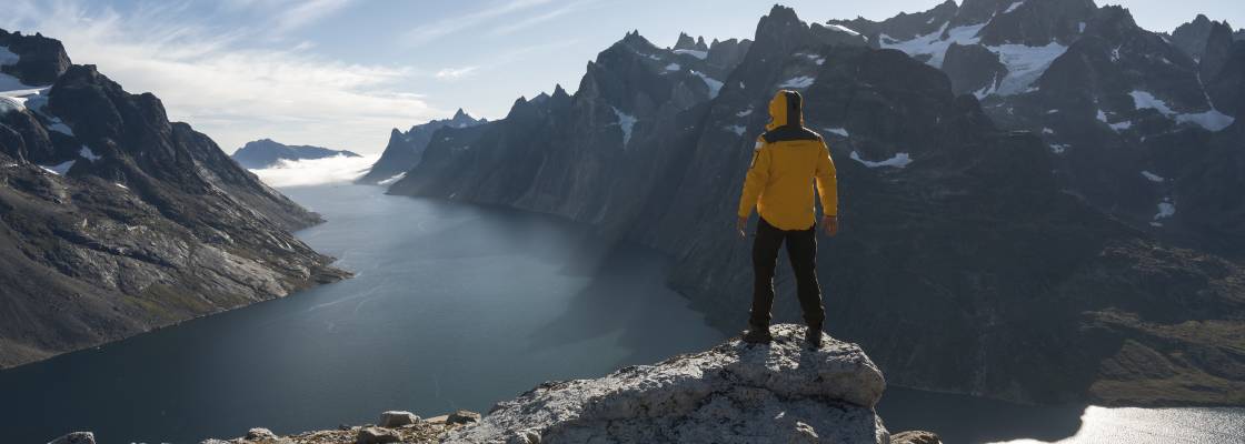 A Day in the Life of an Arctic Explorer: Behind the Scenes of Polar Expeditions 