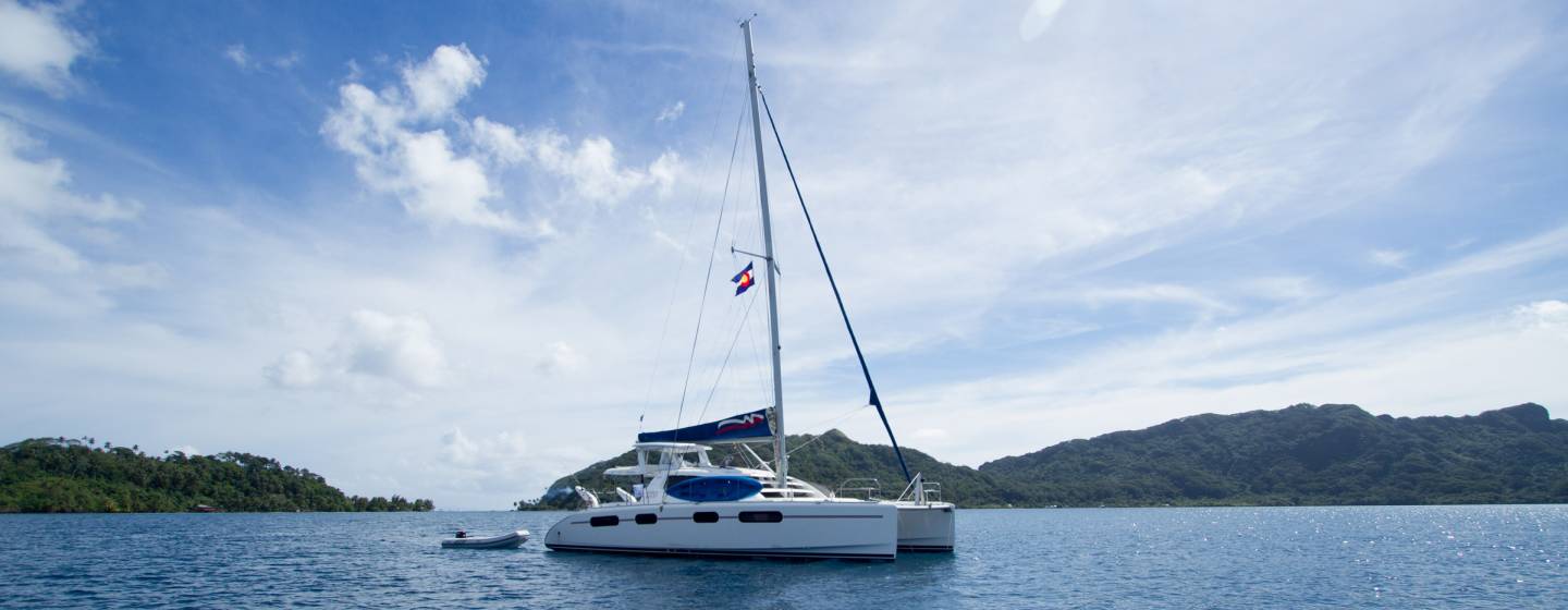 Sail catamaran Tahiti