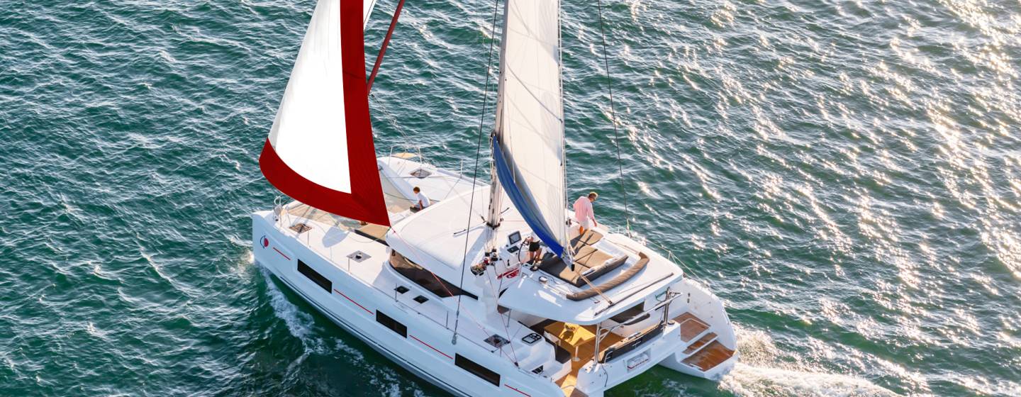 Sunsail Lagoon 464