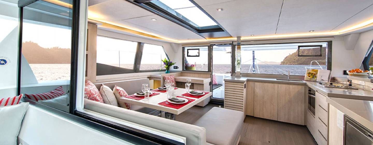 Interior salon view of Sunsail 454L