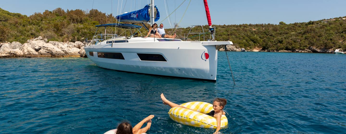 Sunsail 44.4 – 4 cabin