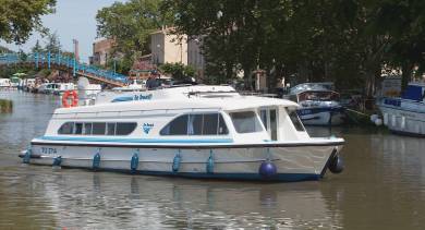 Calypso exterior