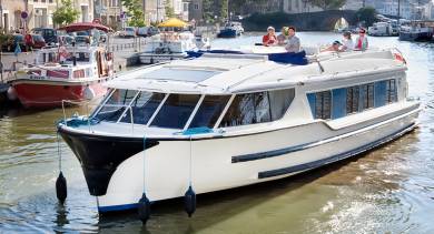 Vision 3 Master Exterior
