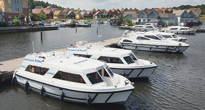Cirrus A sundeck & exterior