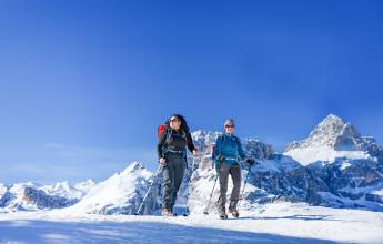 Snowshoeing in the Dolomites – Premium Adventure