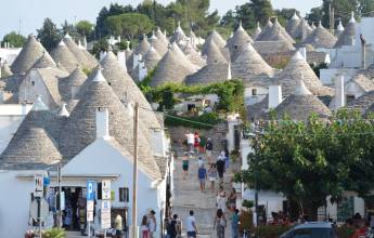 Contrasts of Puglia Cycling