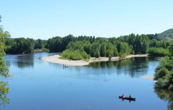 Canoeing on the Dordogne