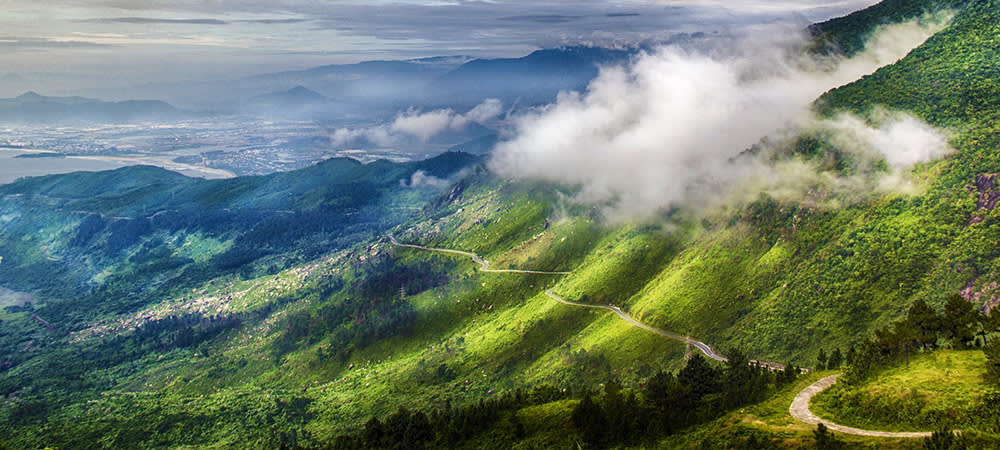 Cycling the Hai Van Pass, Vietnam