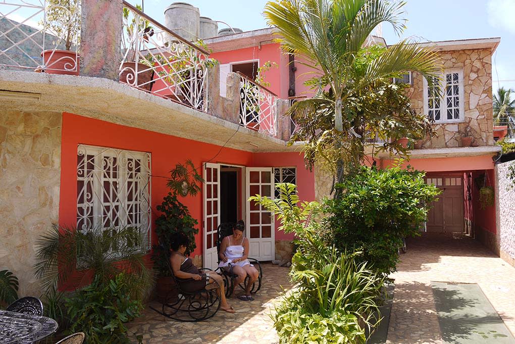 One Night in Casas Particulares, Cuba