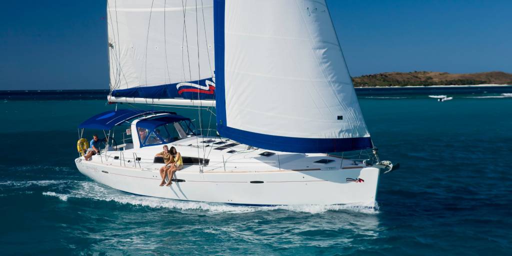 Monohull Sailing