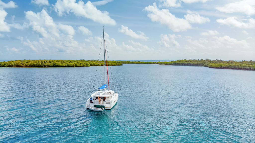 yacht sailing