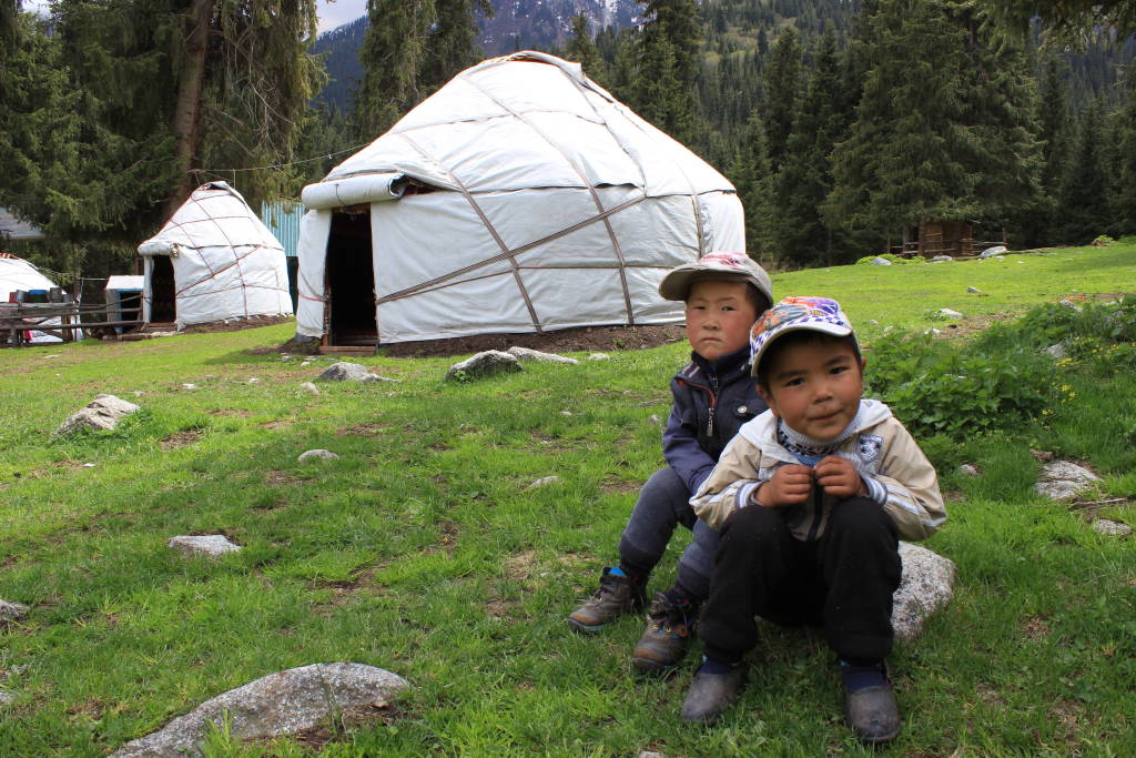 Djety Oguz yurt camp