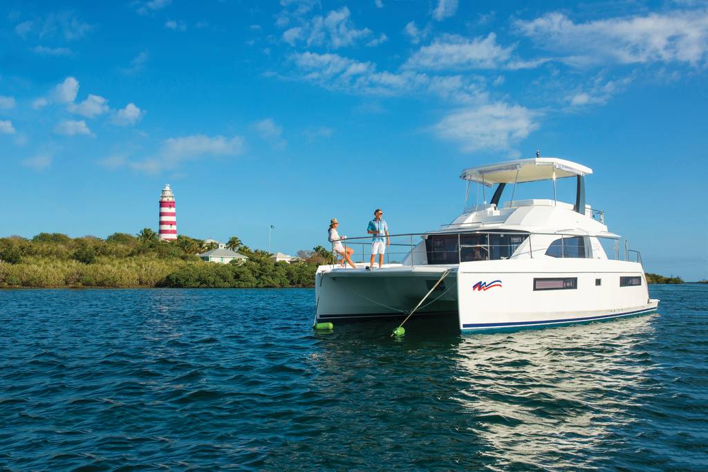 Power Yacht Charter Bahamas