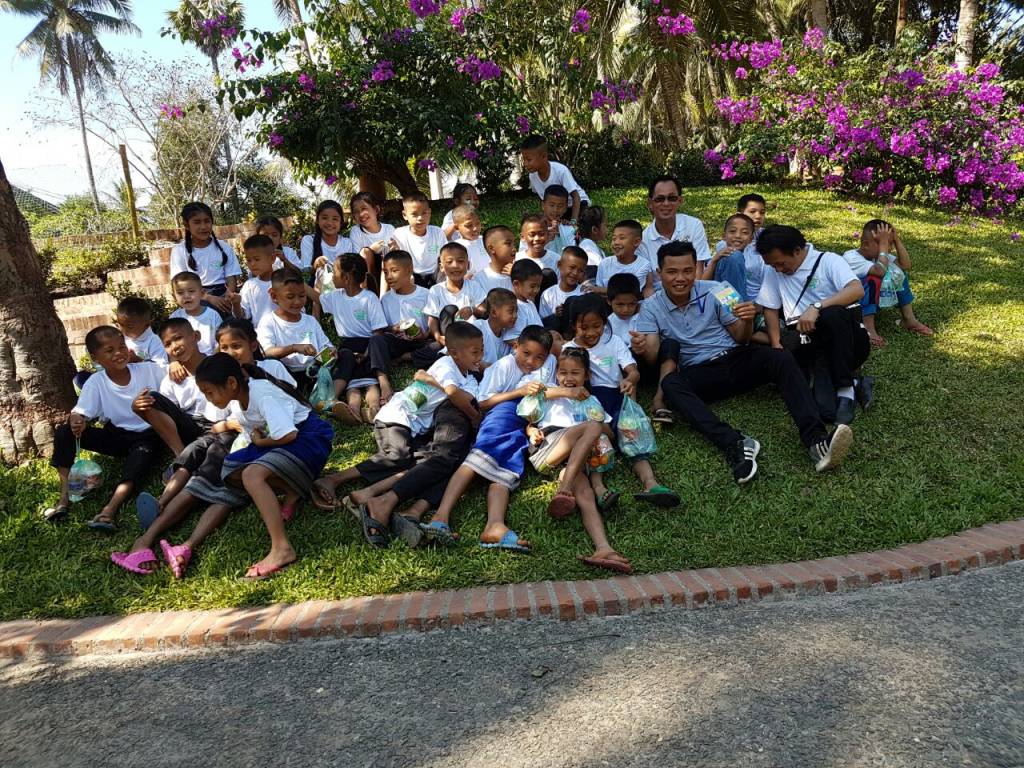 Adventure2017 children, Laos