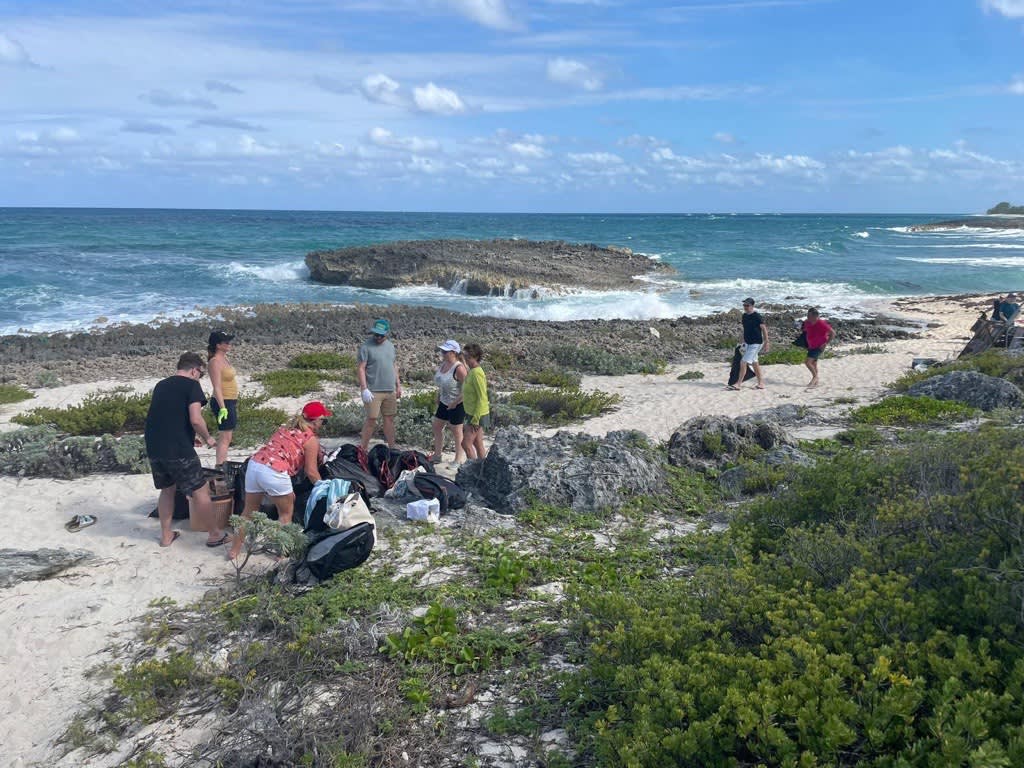 Abaco beach clean