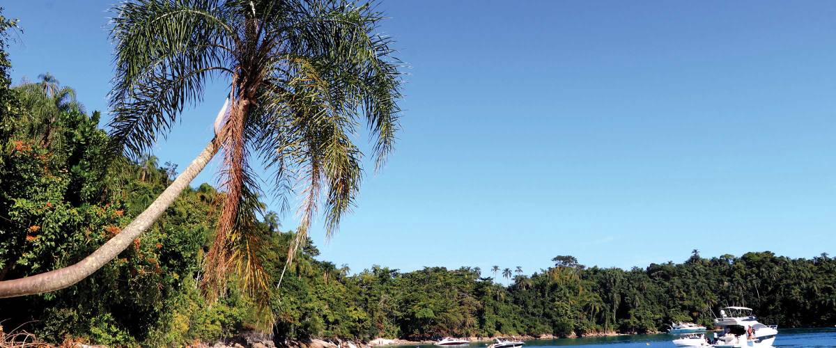 Paraty beach