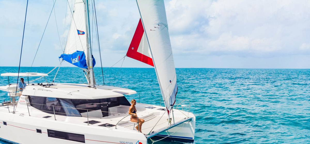 Reasons why you should book a flotilla as your next sailing holiday