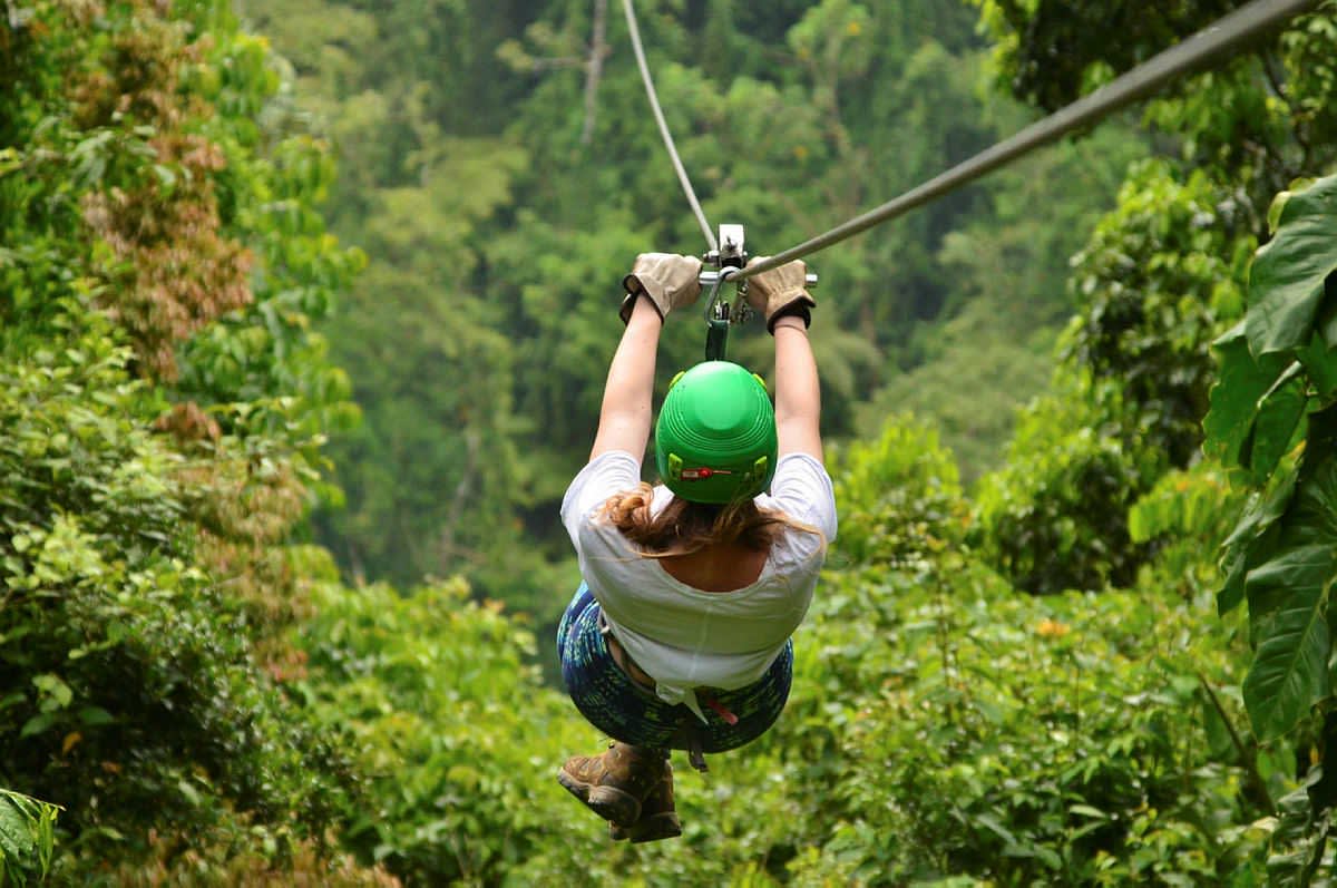 zip lining