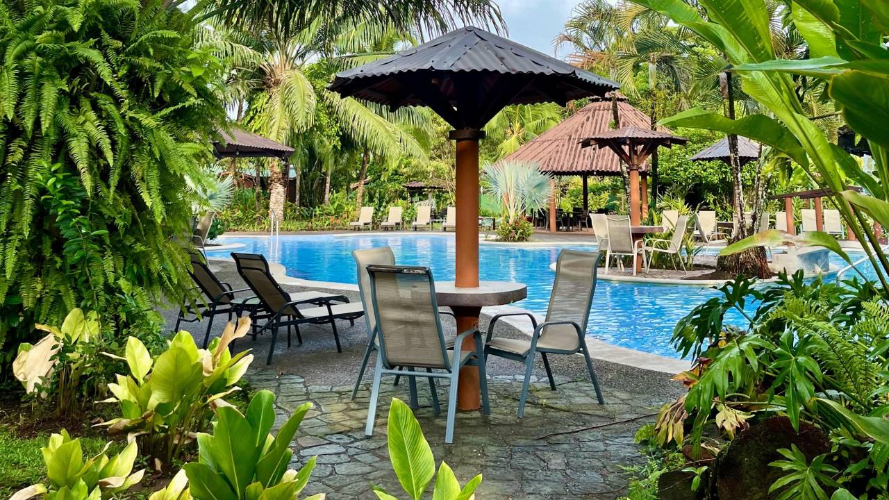 Laguna Lodge