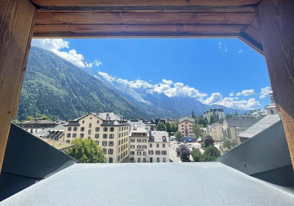 Tour du Mont Blanc Week Trek