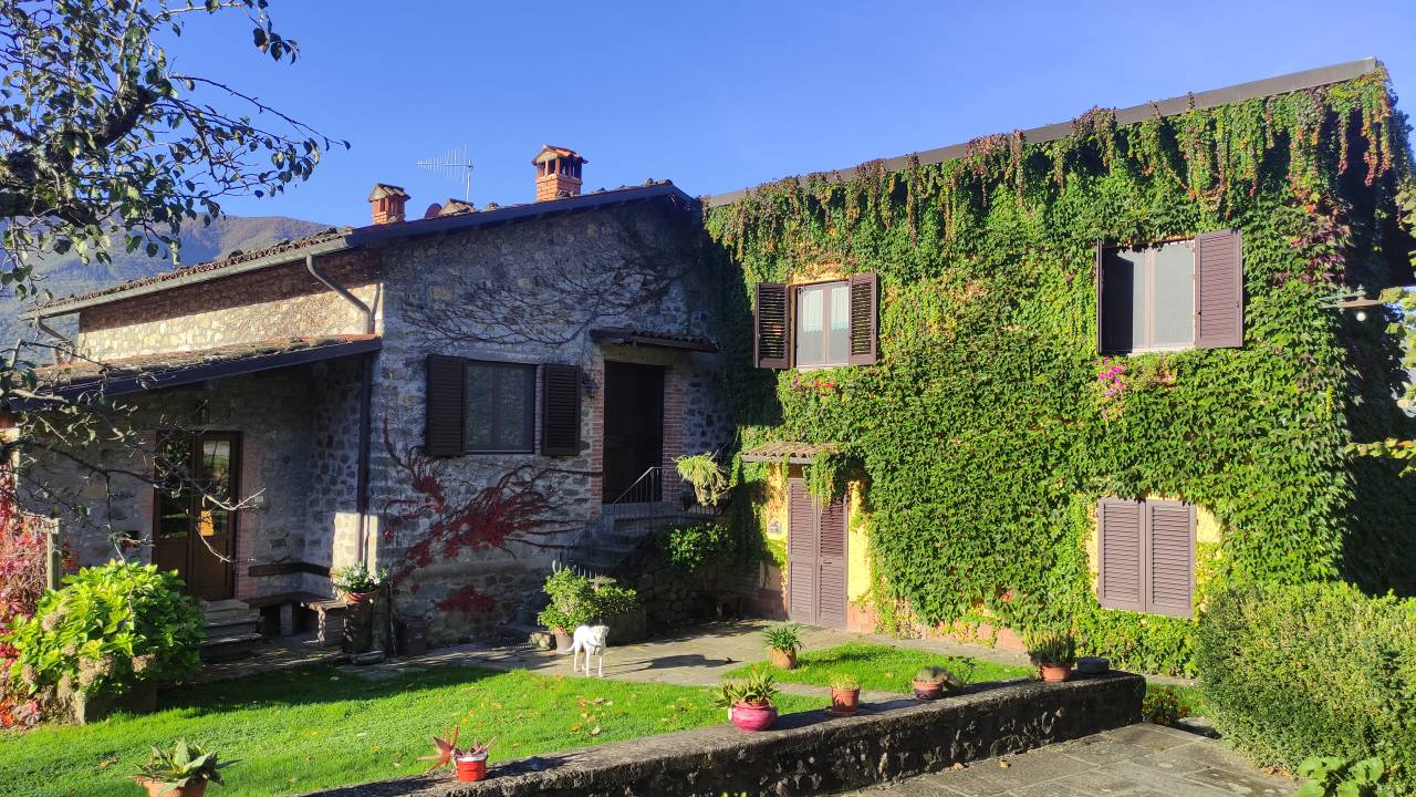 Walking in Tuscany