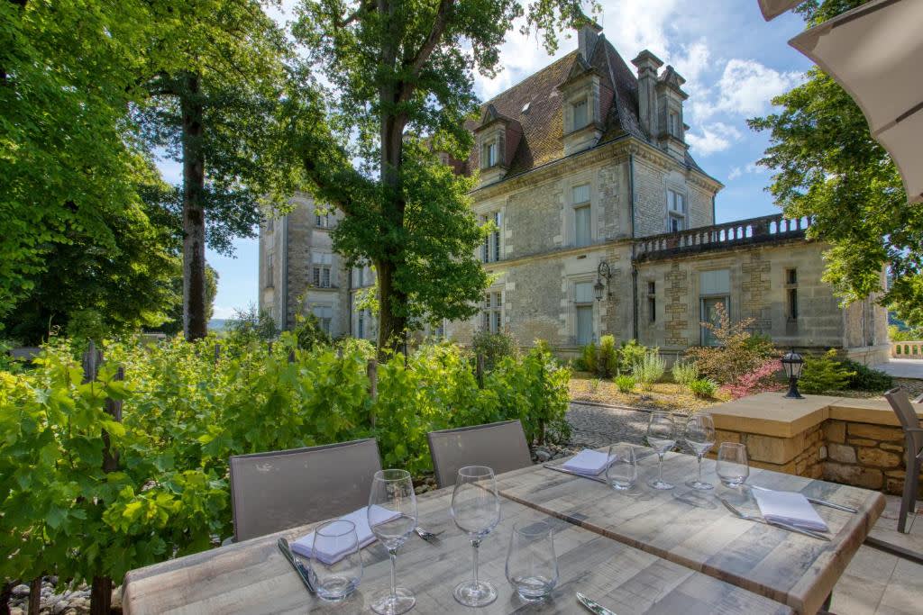 Chateau de Monrecour
