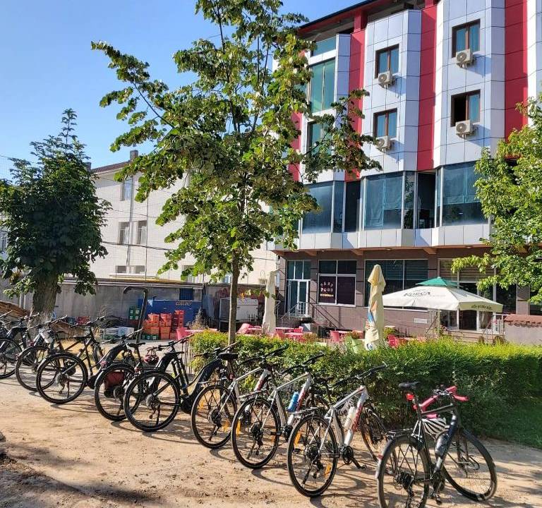 Cycle the Balkans
