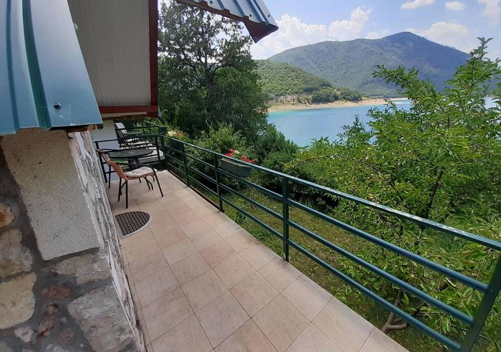 Cycle the Balkans