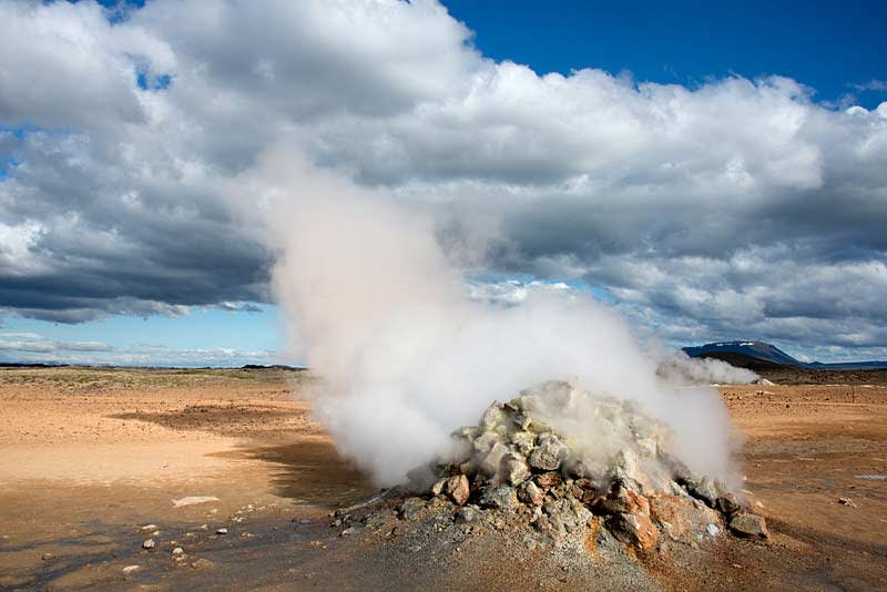 iceland's volcanic landscape