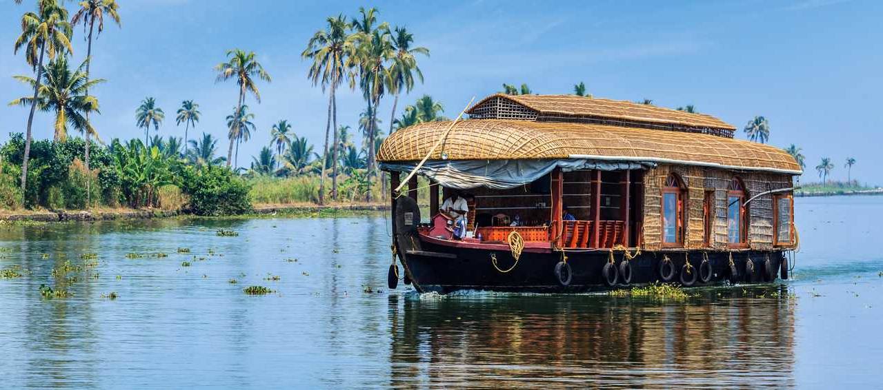 indian houseboat