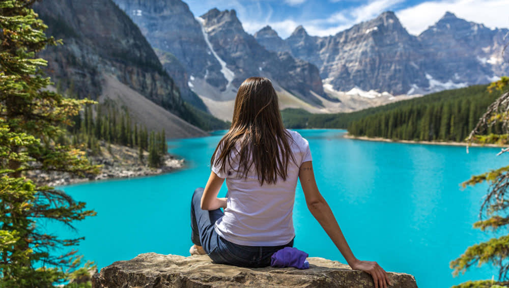 Solo Traveller looking over the Rockies