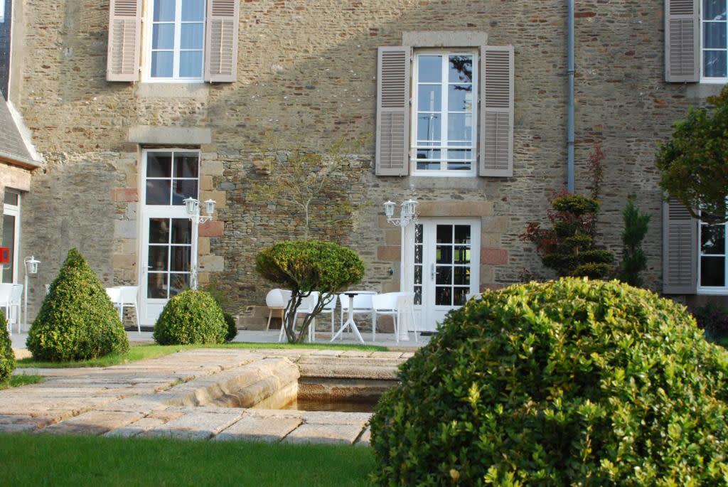 Cycle Northern France: Brittany to Normandy