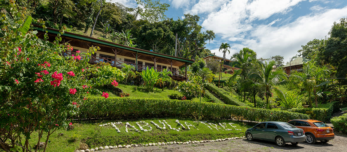 Essential Costa Rica