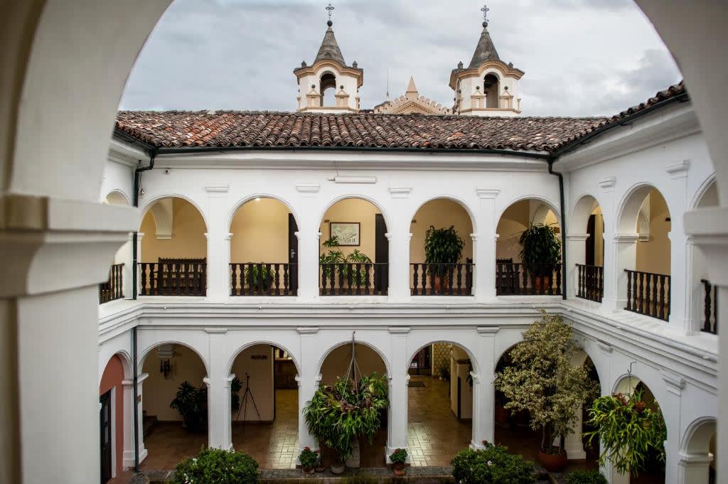 Colombia: Culture, Coffee & Caribbean