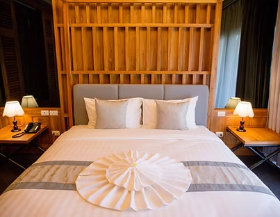 Discover Laos in Comfort