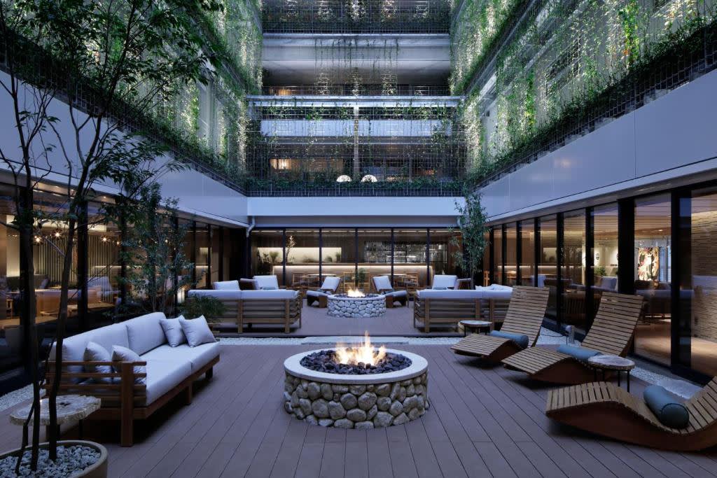 Good Nature Hotel