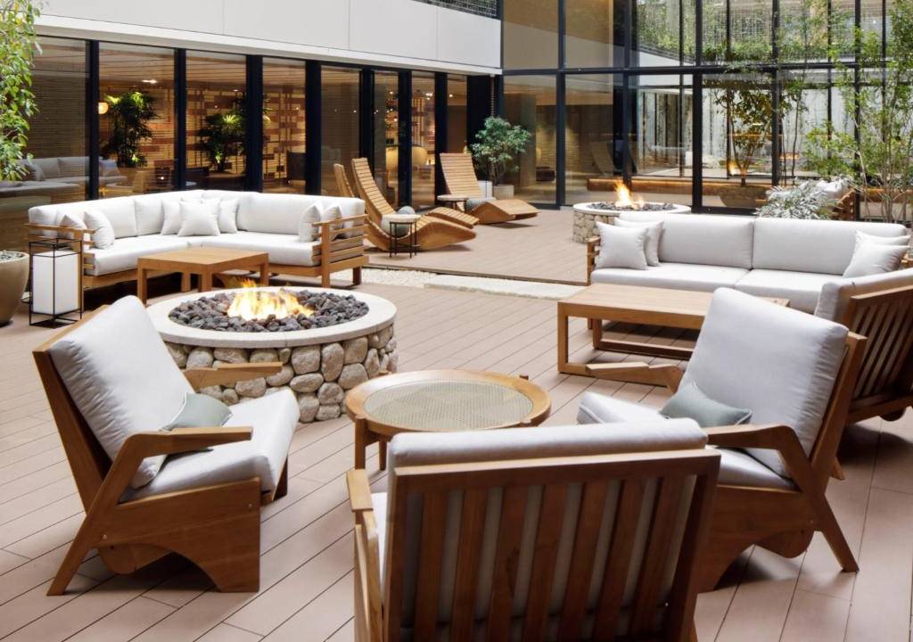 Good Nature Hotel