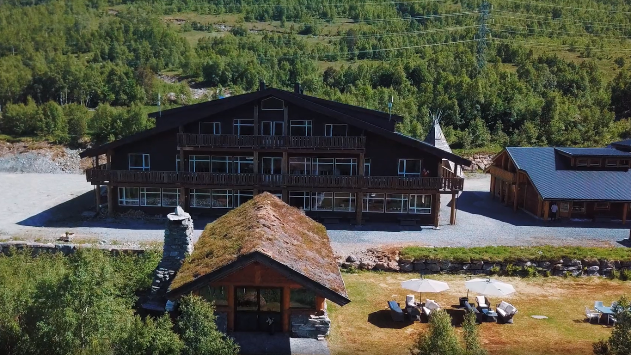 Signature Norway | Where Fjords Meet Sky