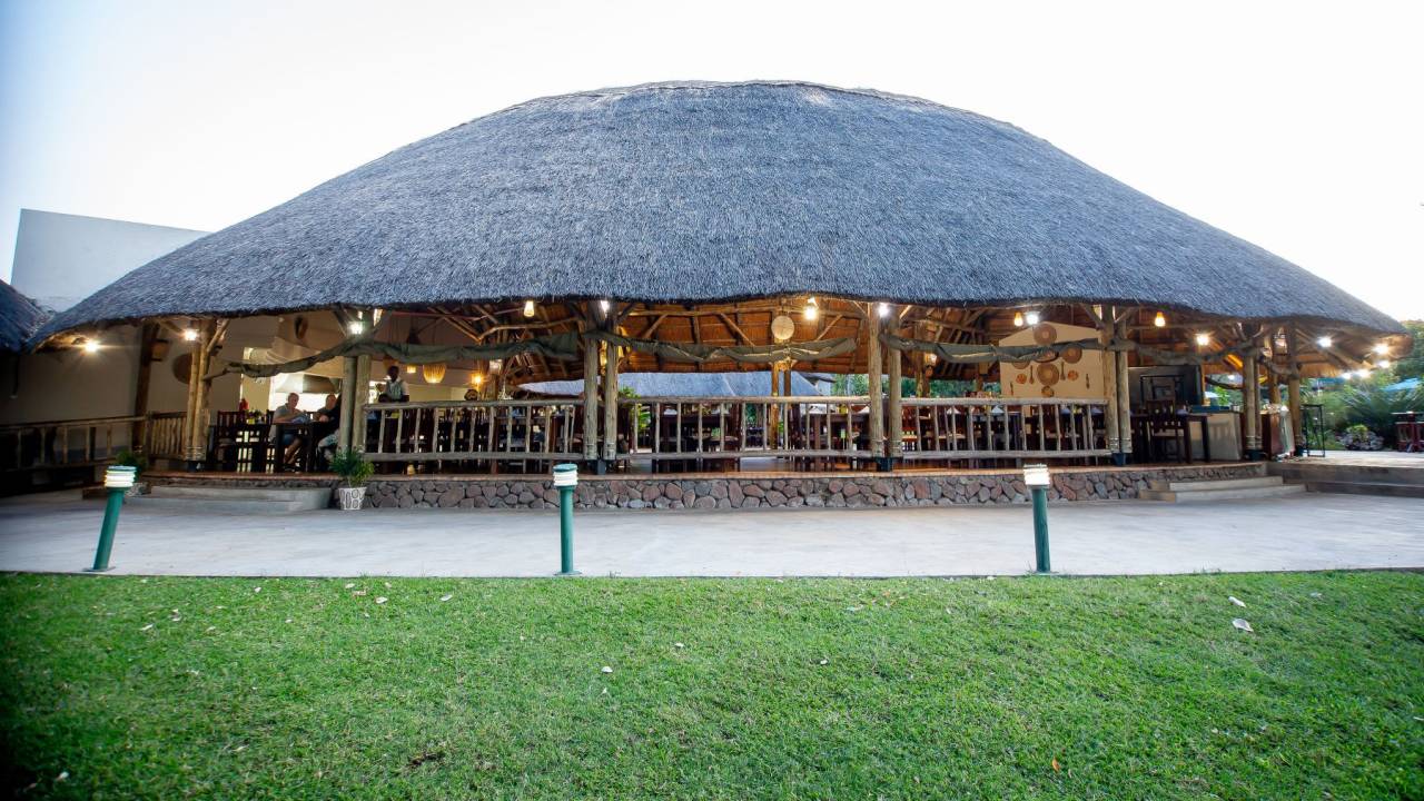 A'zambezi River Lodge