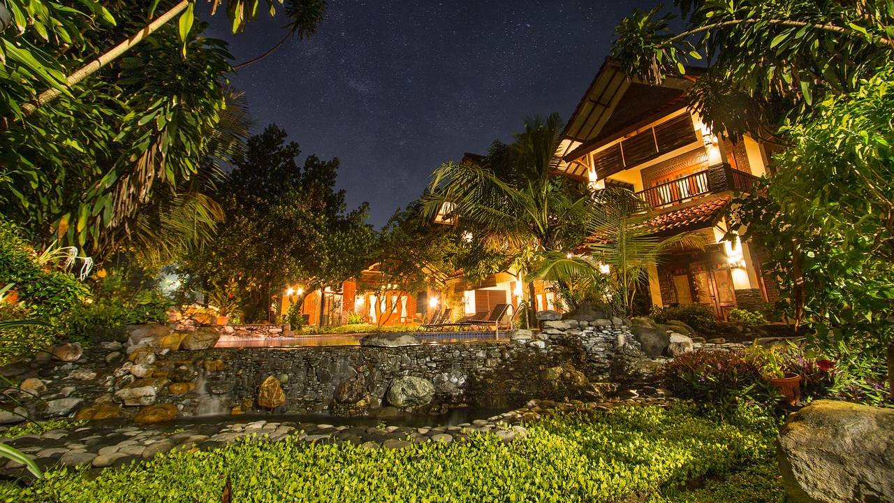 Duta Garden Hotel and Boutique Villa