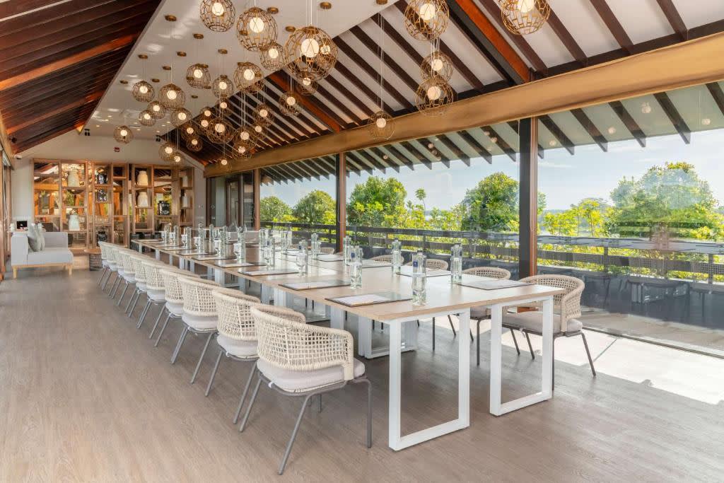 DoubleTree by Hilton Weerawila