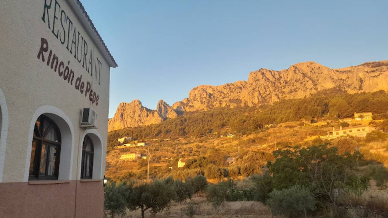 Hike Spain’s Sierra de Aitana