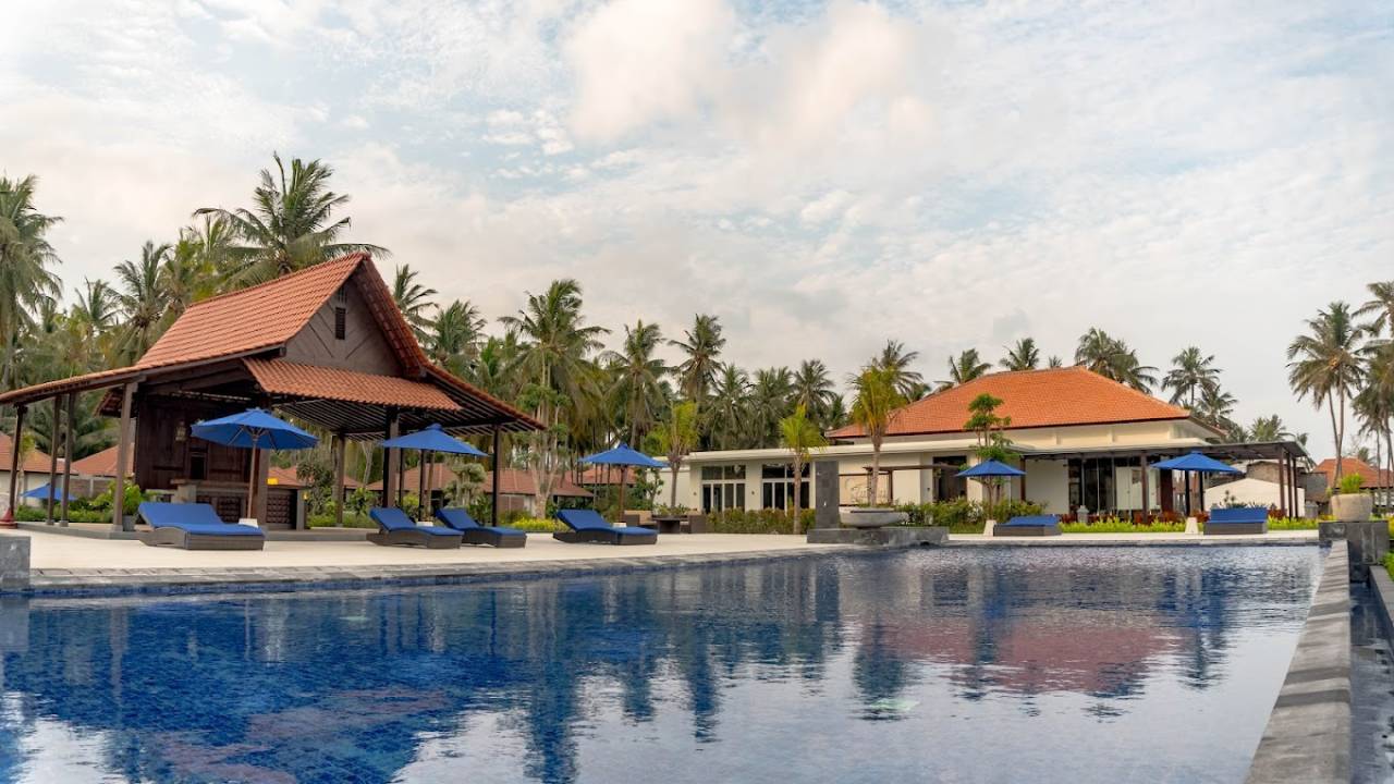 Cycling Indonesia’s Islands