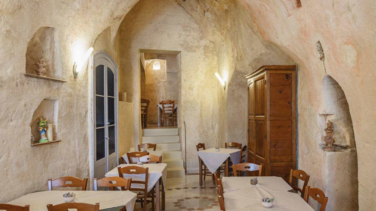 Walking in Puglia & Matera