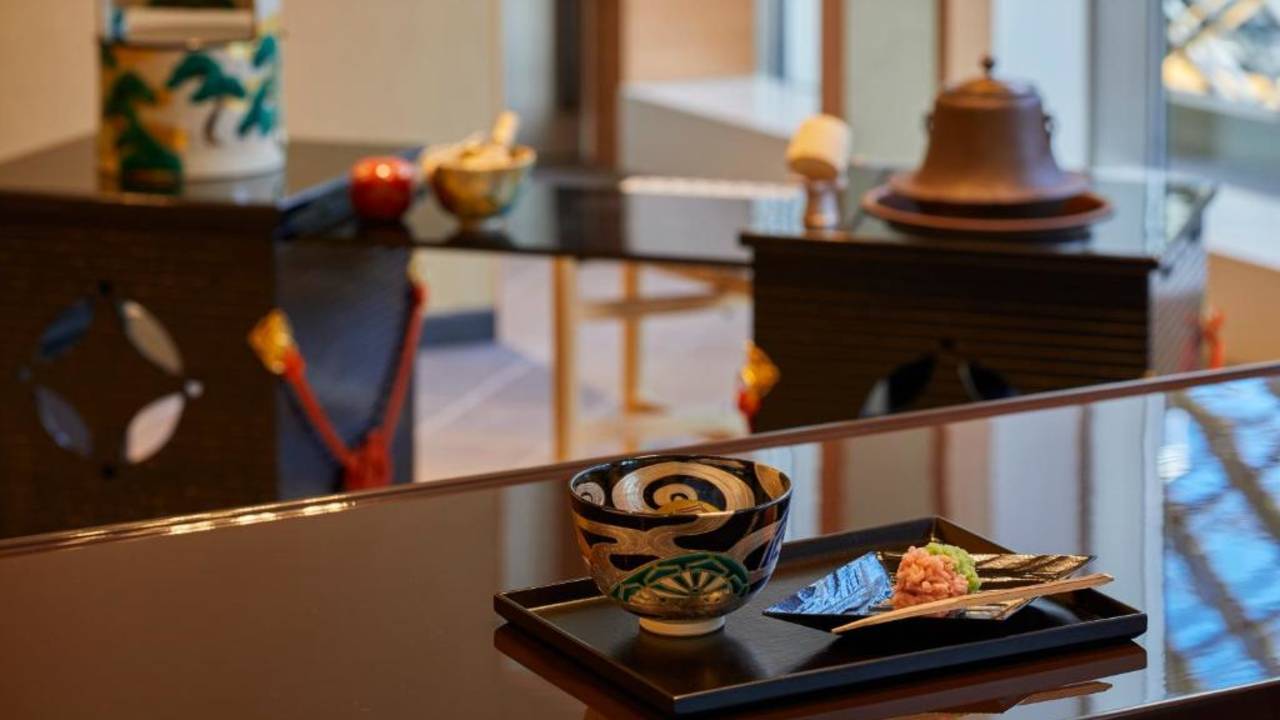 Signature Japan | Through Temples & Time